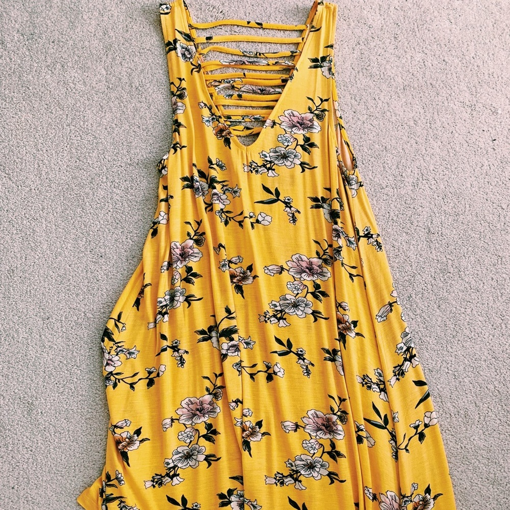 YELLOW SUMMER DRESS